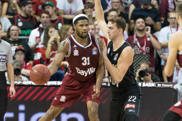 并承诺会在 并承诺会在