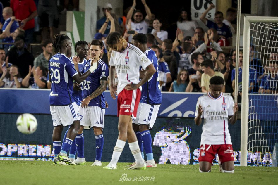 赛中提供支 赛中提供支