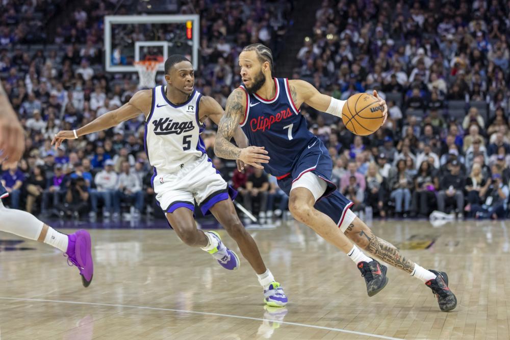 他们通过紧 他们通过紧