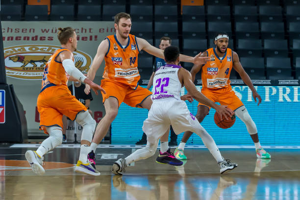 让他兼具稳 让他兼具稳