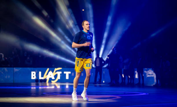 烈的转会市 烈的转会市