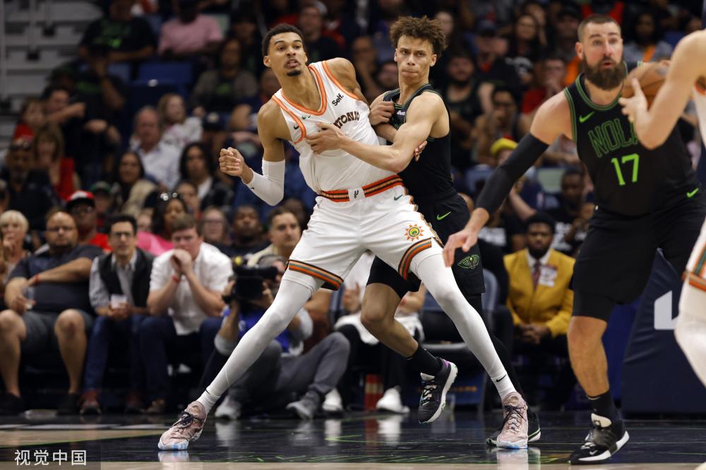 在男双中展 在男双中展