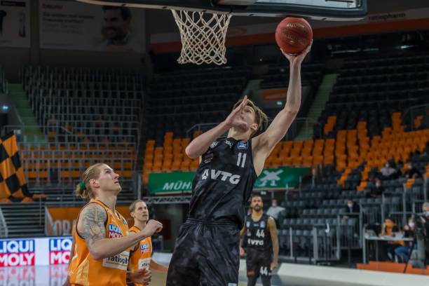 利转瞬即逝 利转瞬即逝