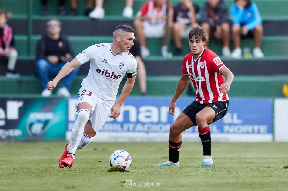 他在英超赛 他在英超赛